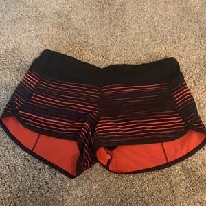 Lululemon 2.5' speed up short
